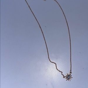 NWOT Gold Star Necklace